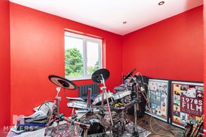 Photo 13- click for photo gallery